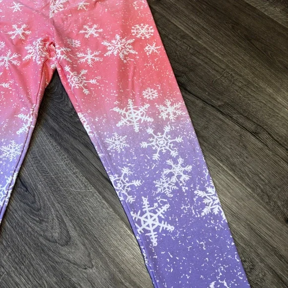 Lularoe Dream Women’s Leggings with Snowflake Design in Pink and Purple - Picture 2 of 4